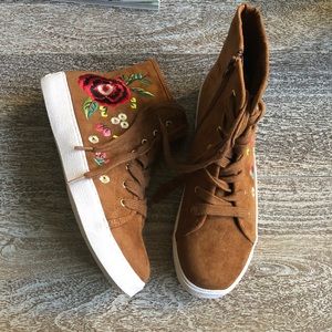 Sam Edelman Harriett Sneaker